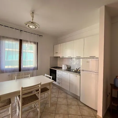 Bilocale 4 Posti Codice Iun R3972 아파트 올비아